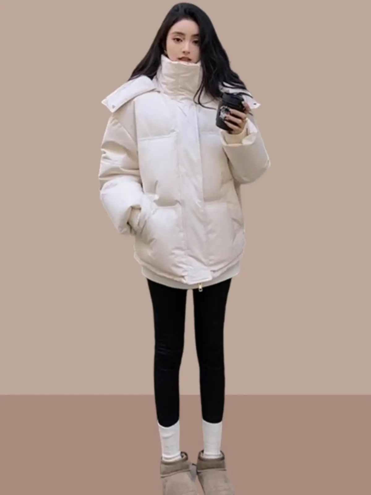 Черная универсальная куртка на хлопковой подкладке женская зимняя новая