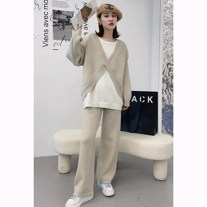 

2023 New Women's Small Fragrance Knit Suit, Light and Ripe Salt, Wear A Two-piece Set of Wide-leg Pants of The Royal Sister