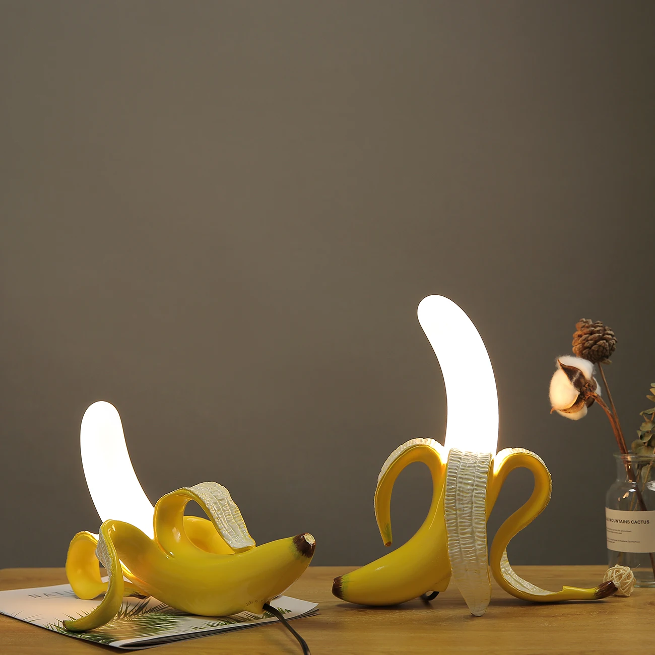 

Table Lamp Italy Banana Desk Lamp Led Bedroom Bedside Living Room Glass Night Lights Home Decor indoor Lighting Fixtures