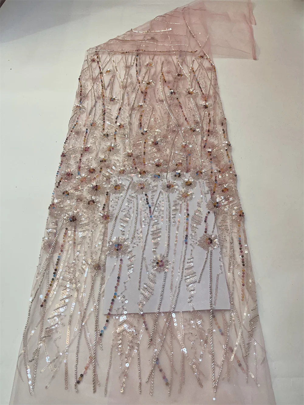 2023 Высококачественная африканская кружевная ткань бусины и блестки Eleagnt