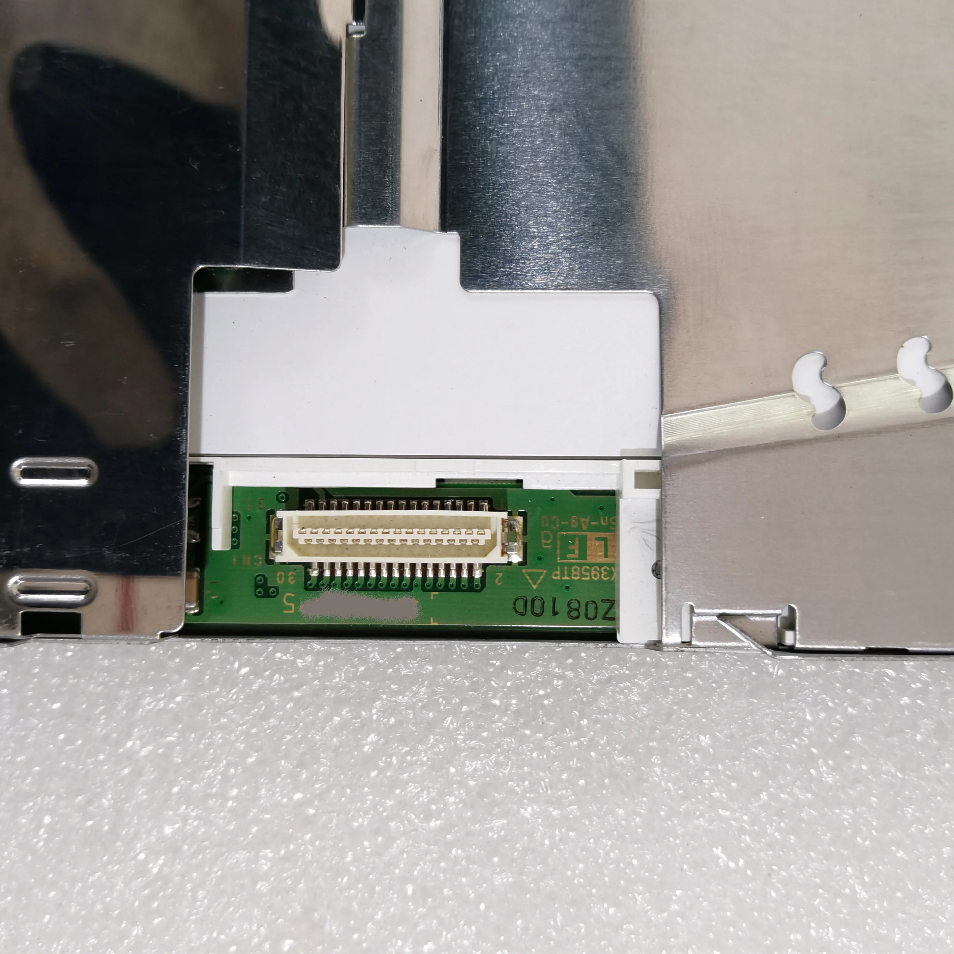 ЖК-экран LQ10D36A