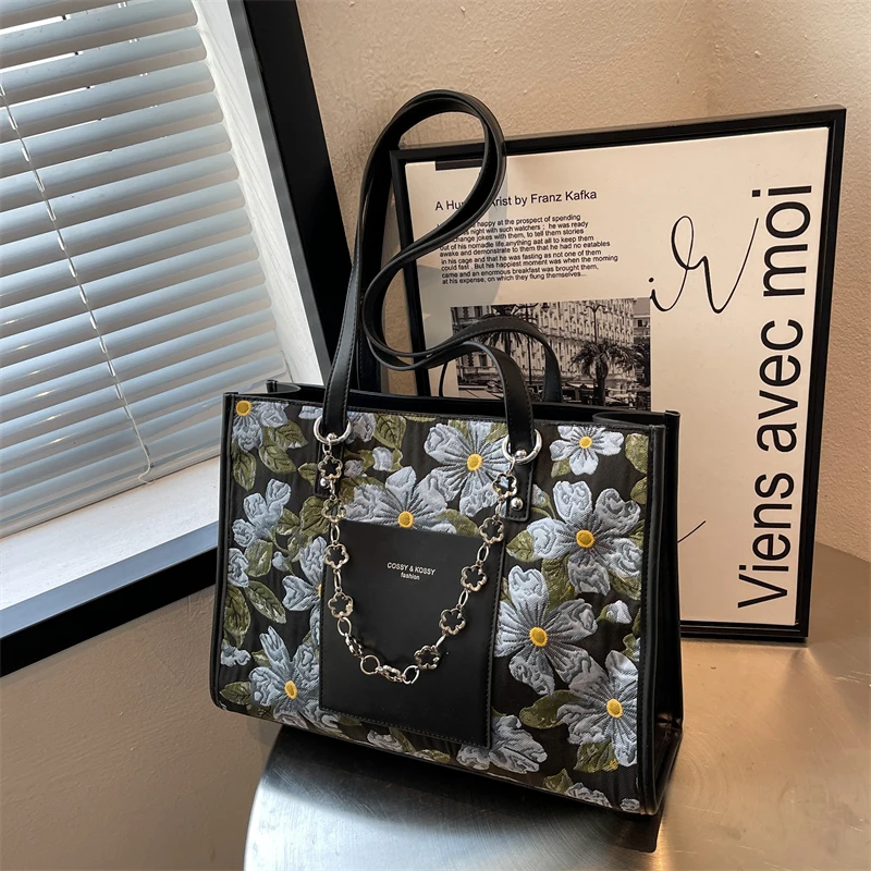 

XIANMO 2022 Spring and Summer New Ladies Tote Bag Personality Embroidery Single Shoulder Women Bag Fashion Tote Shopping Bag