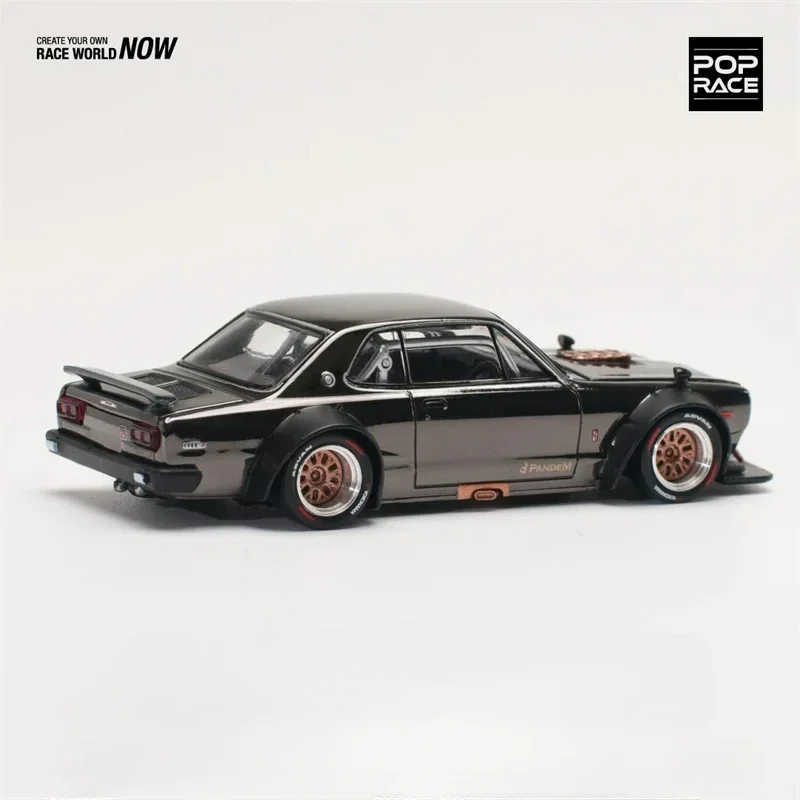 Pop Race 1:64 SKYLINE GT-R V8 DRIFT (HAKOSUKA) Темно-ХРОМ Черная литая под давлением модель