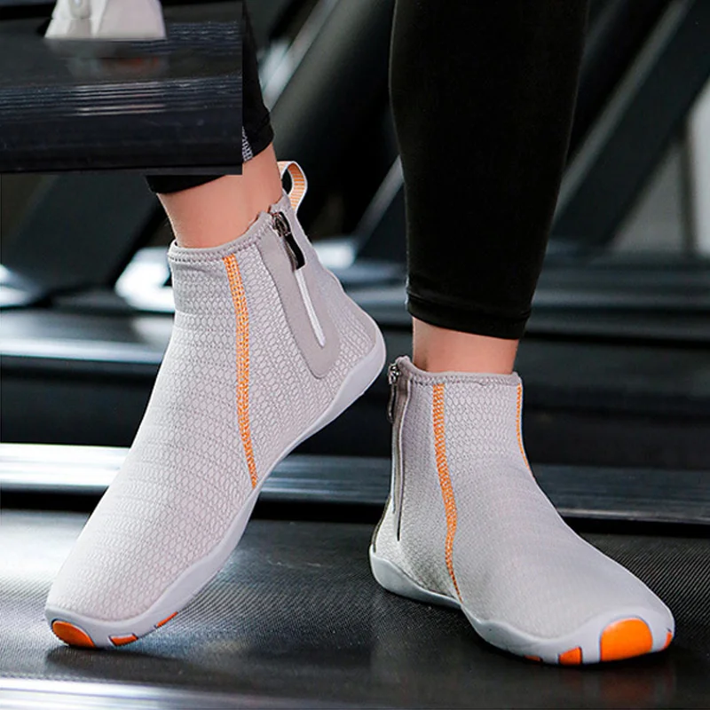 

Fashion Style 2023 Aqua Shoes Socks Slip-On Barefoot Wading Shoes Men Upstream Creek Outdoor Beach Water Sports Shoes Women Gym