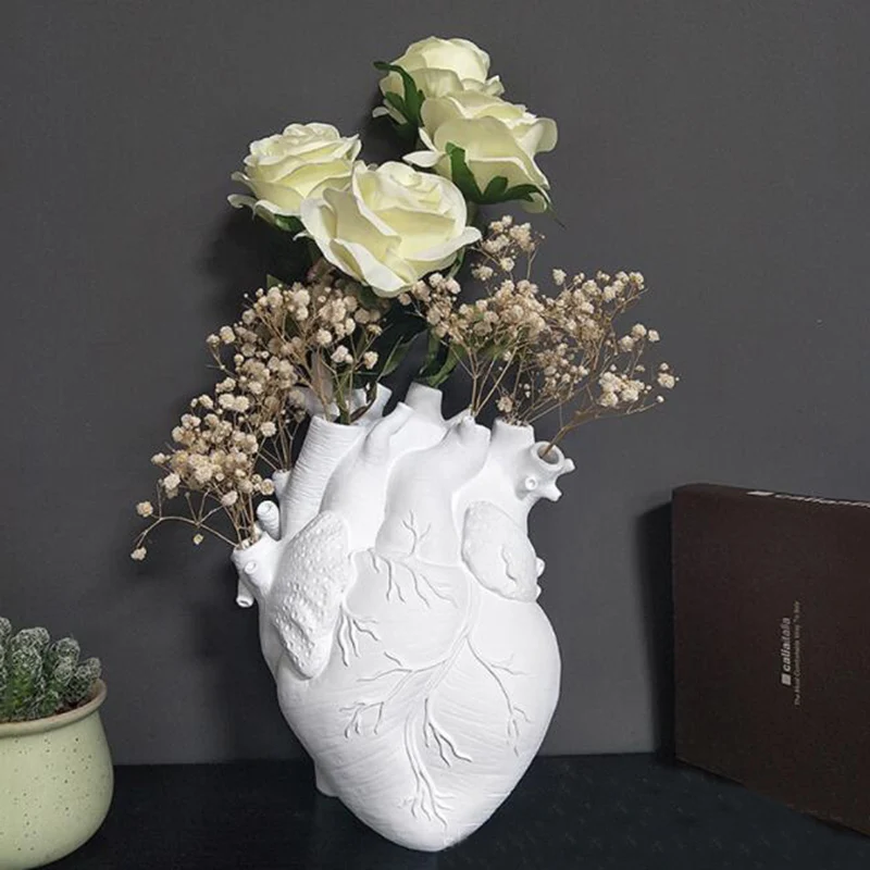 

Mordern Resin Heart Shape Vase Flower Pot for dried flower Holder living room table Decoration Carfts Exquisite Sculpture Vase