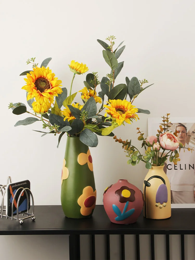 

Ceramic Modern Flower Vase Nordic Office Luxury Creative Aesthetic Vase Minimalist Living Room Decoration Maison Home Decor 50