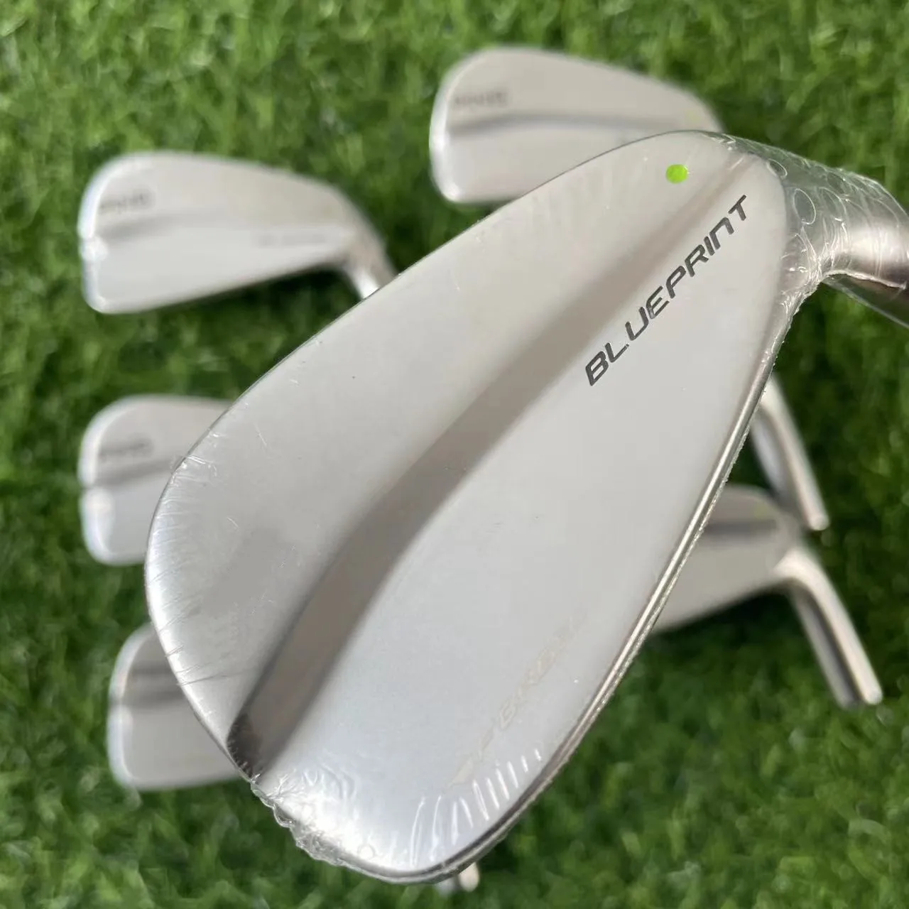 Golf Clubs Blueprint Iron Set 4,5,6,7,8,9,W 7pcs With Regular Stiff Shaft S/R Flex With Headcover