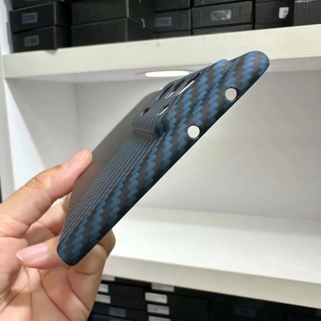 Натуральный чехол из углеродного волокна для Honor Magic V2 VS матовое арамидное