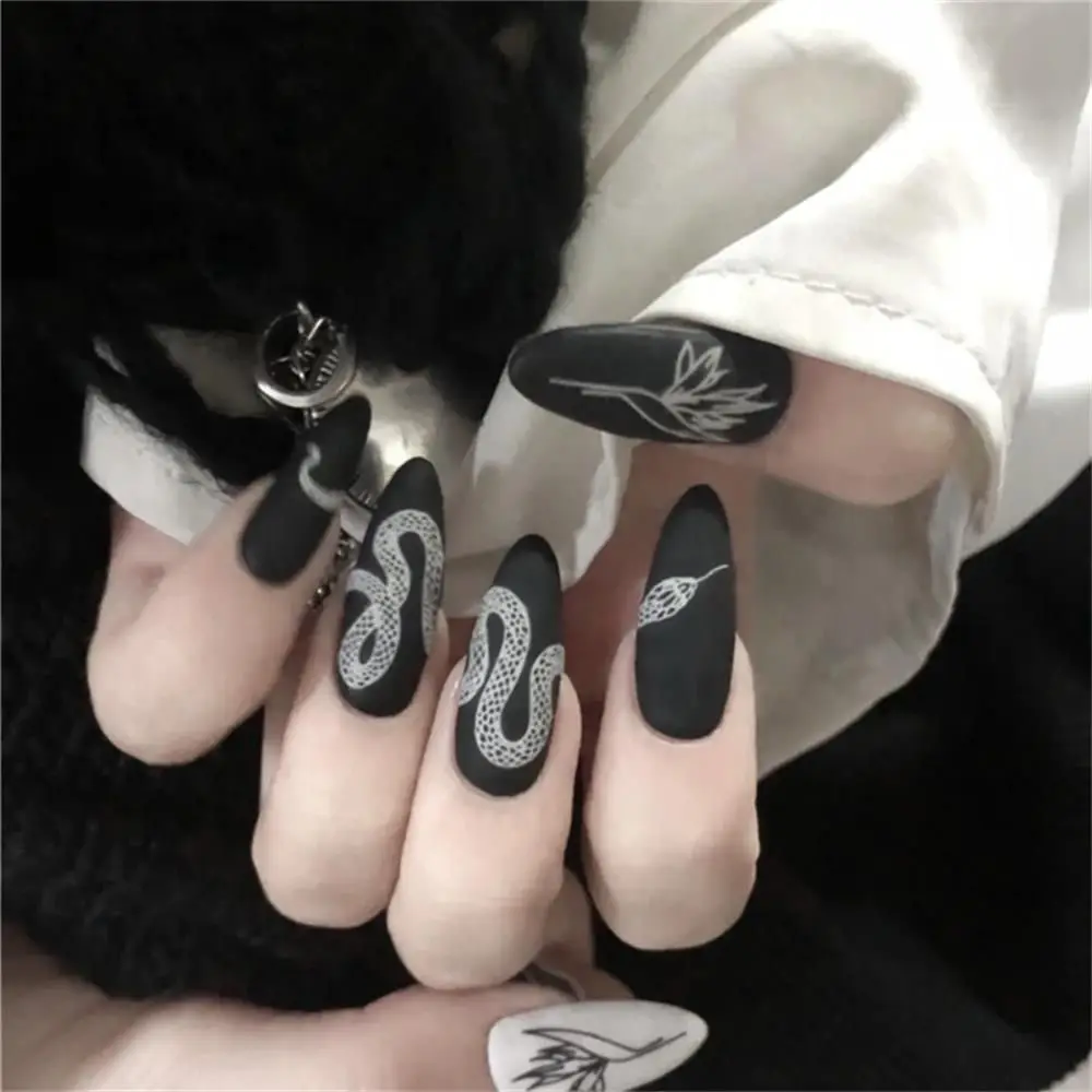 

24pcs/set Long Stiletto Fake Nails Punk Snake Pattern Black White Matte False Nails Artificial Full Nail Tips Manicure Tools