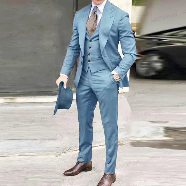 

2022 New Classic Men Suit Blazer Jacket Pants Vest 3 Pieces Tuxedo Peak Lapel Groomsmen Wedding Suits Set Fashion Men Business