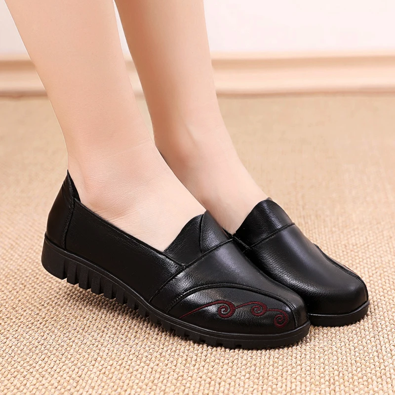 

Light comfort soft cowhide women black shoes flat shoes 2022 new soft sole non-slip spring shoes women leather shoes