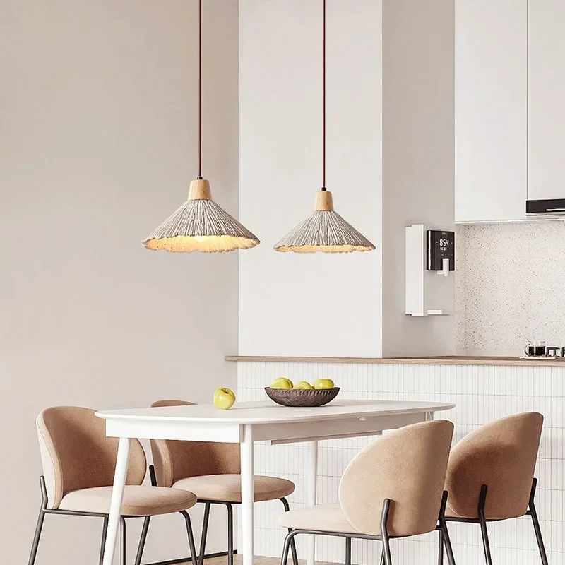 Прикроватная тумбочка для спальни в японском стиле маленькая люстра ретро