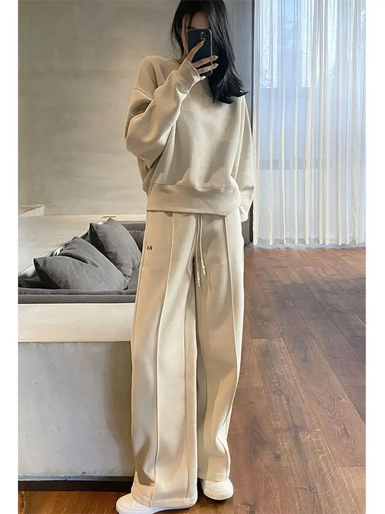 

Sports Suit Gym Sweater Female Loose Sweatpants Fitness Two-piece Workout Clothing Suit 2022 Spring New Jogging Suits for Women
