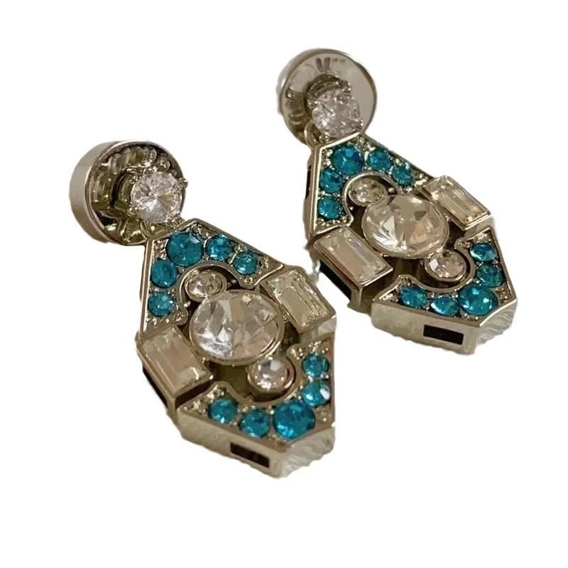 Французские призматические бирюзовые серьги-гвоздики мисс Миу 24 в стиле