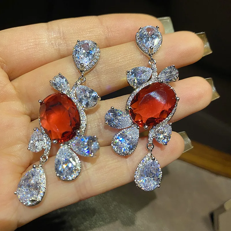 

Bilincolor Sparkling Earrings with Leaf Shape for Women