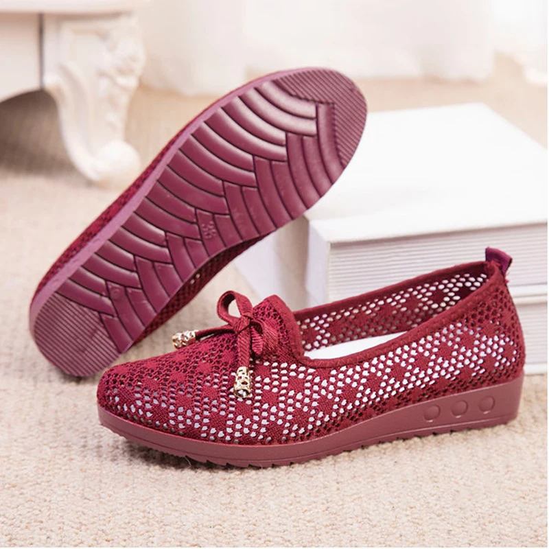 Туфли женские дышащие на плоской подошве с бантом |