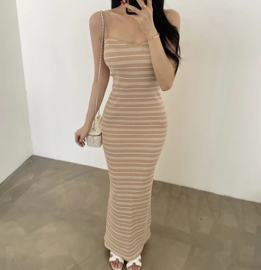 

Korea Striped Knitted Halter Dress Gentle Elegant Lady Office Fashion Spaghetti Straps Long Dress Light Summer Pretty Dress
