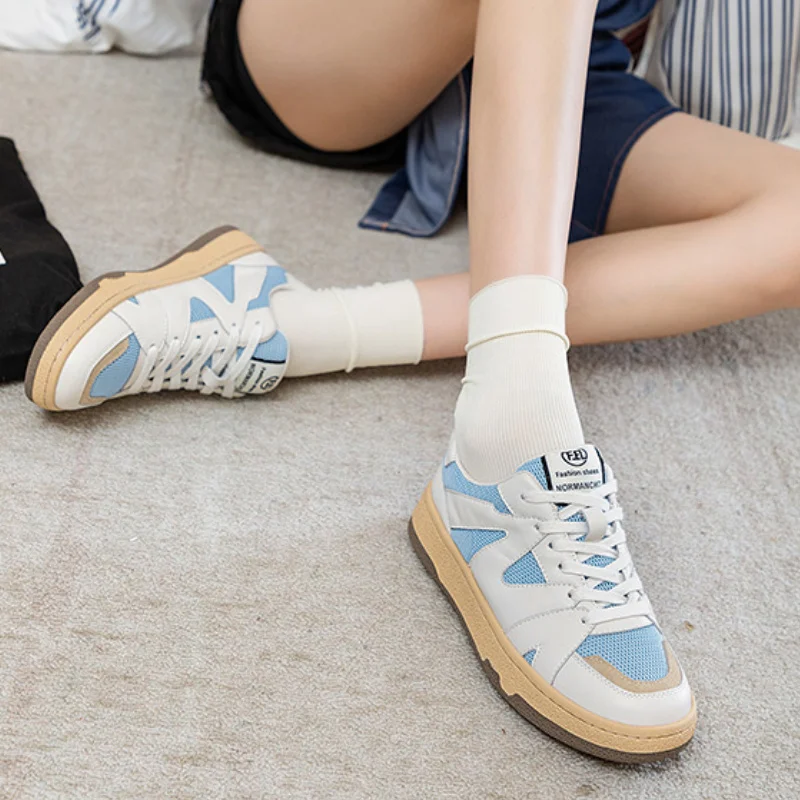 

Женская повседневная обувь, Новинка осени 2022, кожаная сетчатая повседневная обувь на шнуровке, женская спортивная обувь на толстой подошве,...