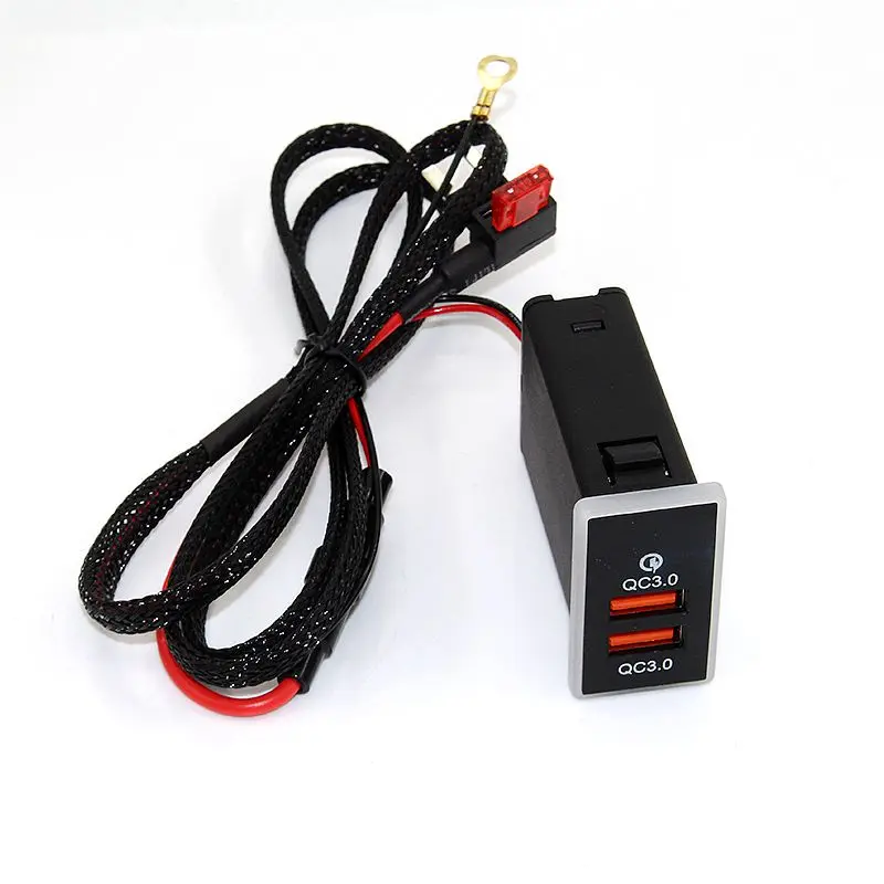 

1 шт., USB-зарядное устройство, автомобильный интерфейс, разъем, двойной дисплей напряжения QC3.0, используется для Toyota LC95 LC77 BB RAV4 Vios Corolla Camry