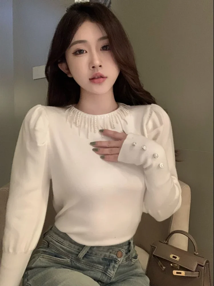 Футболки женские с длинными пышными рукавами и круглым вырезом облегающие