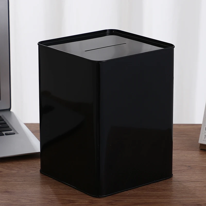 

Большая золотая копилка Oeny