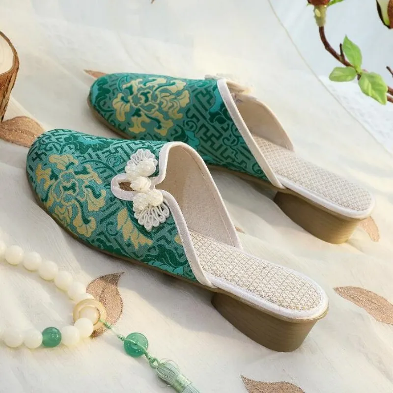 Женские парусиновые сабо с вышивкой винтажные шлепанцы на среднем каблуке
