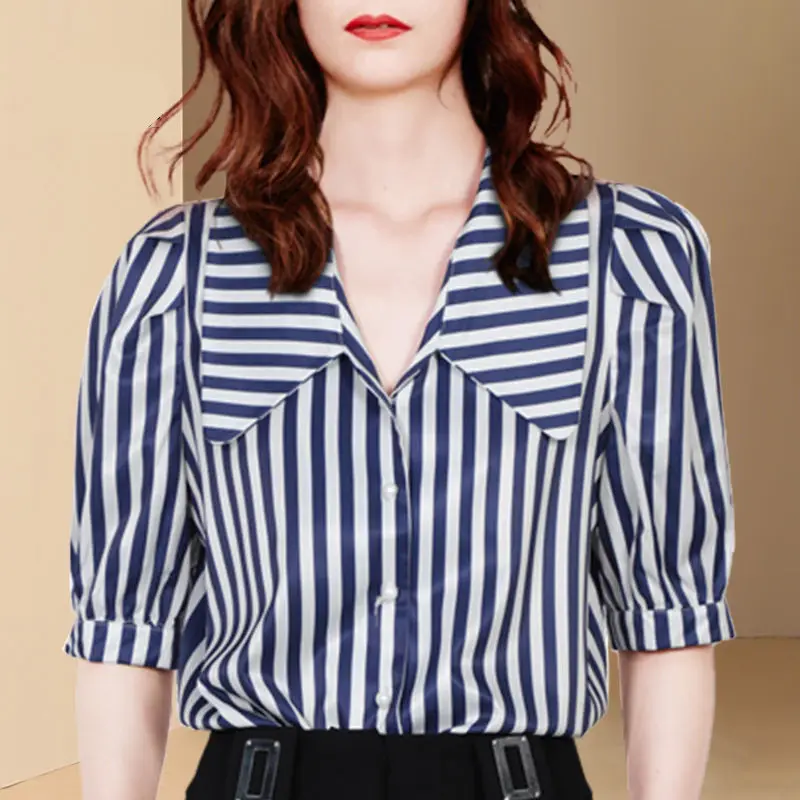 

Europe and the United States high-end autumn women's French foreign farewear half-sleeve shirt female blue white striped shirt