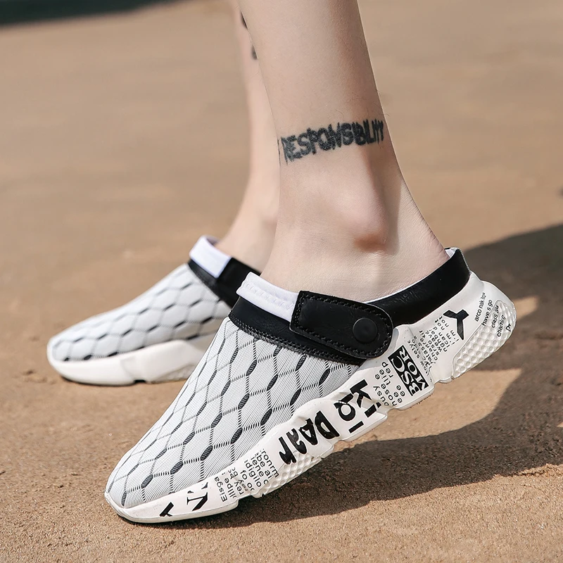 Summer Mens Mesh Sandals Breathable Slippers Lightweight Half Flip Flop Male Fashion Slip-on Outdoor Hole Sandals Beach Shoes