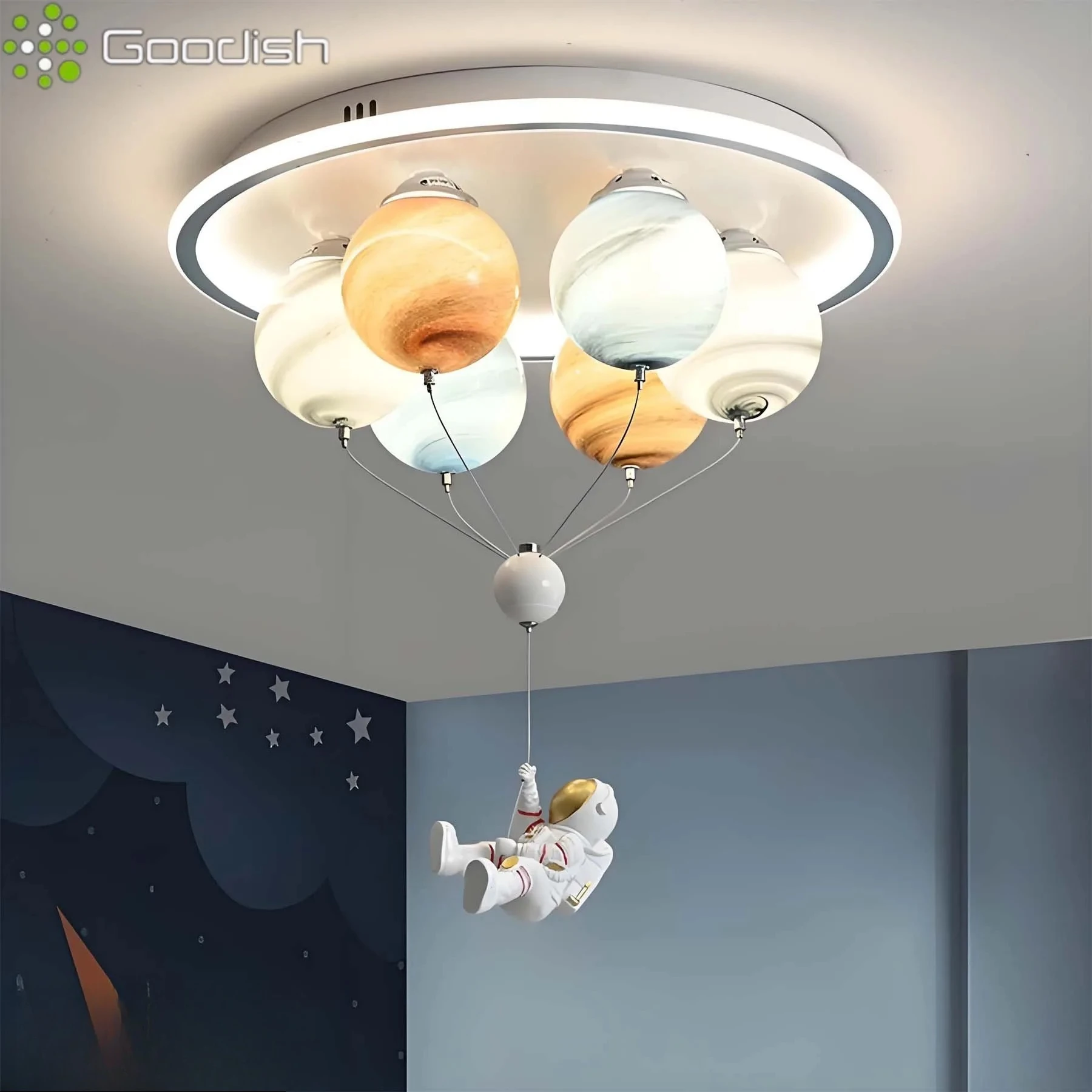 Фото Современные роскошные скандинавские стильные потолочные светильники LED «Космонавт и планета» для декора гостиной, креативные люстры №3