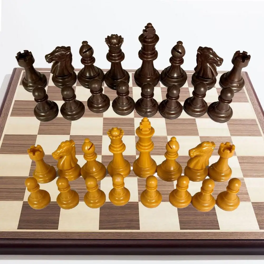 

32Pcs Durable Chess Pieces Kit Education Toy Chess Pieces Set Chess Pieces without Chessboard Developing Logical Thinking