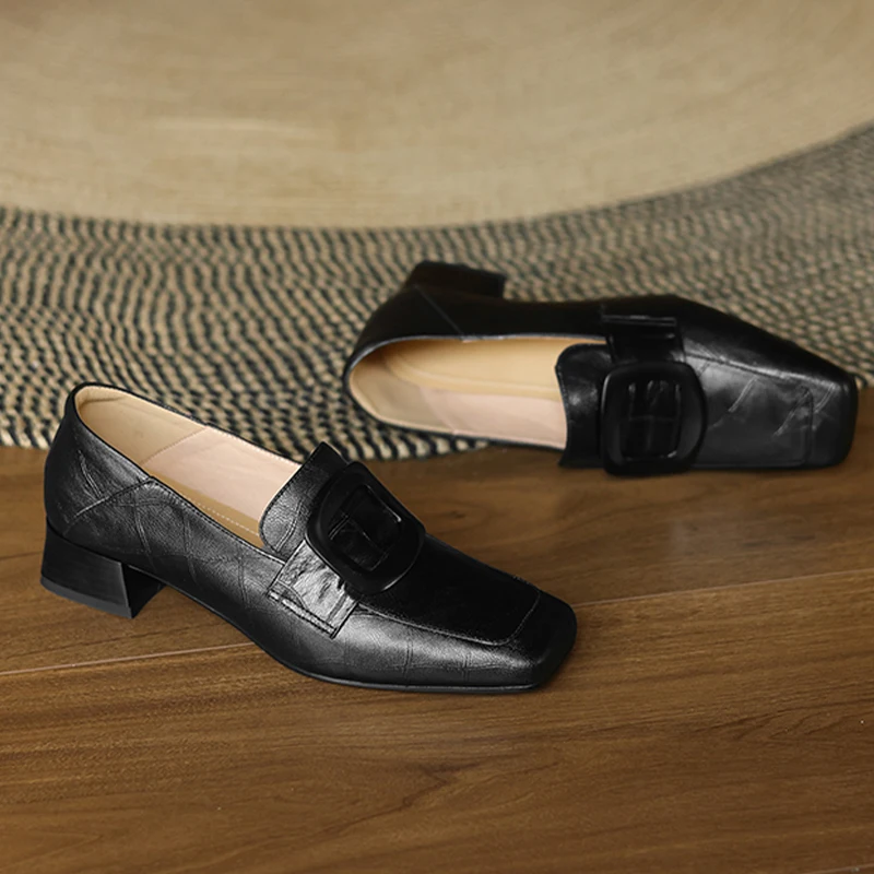 Женские кожаные туфли на массивном каблуке классические офисные лоферы с