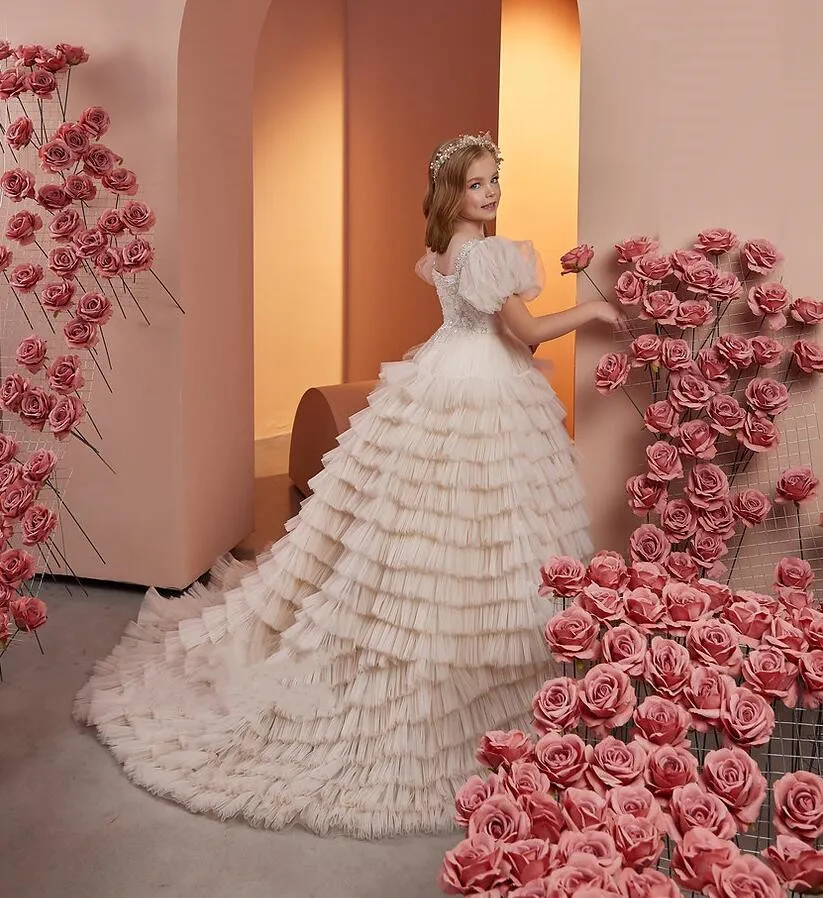 Рисунок 2 - Женское платье для первого причастия It's yiiya