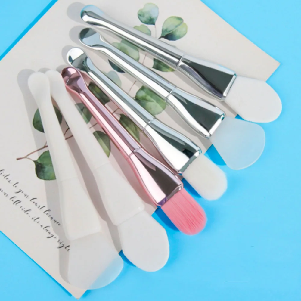 

New Coming spoon plastic handle silicone synthetic mask brush