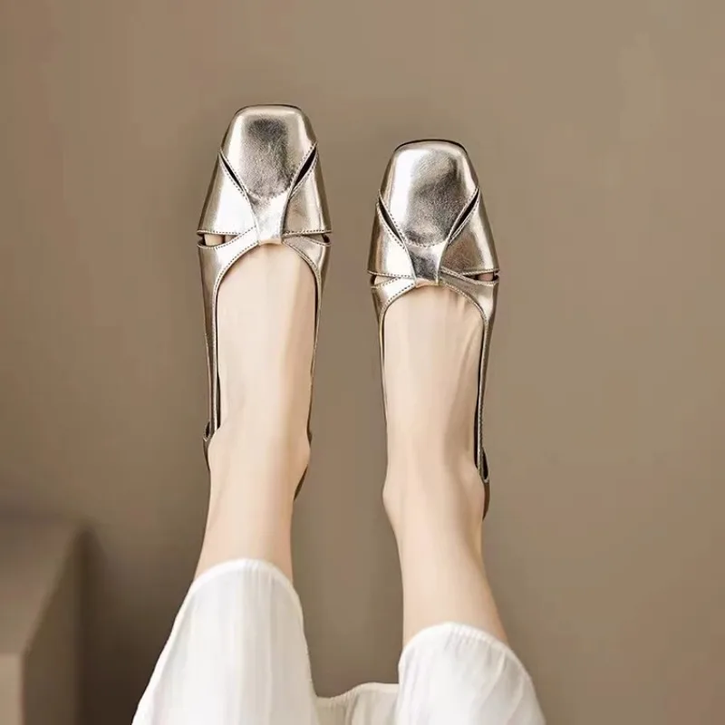 

Женские босоножки на высоком квадратном каблуке, открытые босоножки золотого цвета с открытым носком, офисные туфли на толстом каблуке, лето 2023