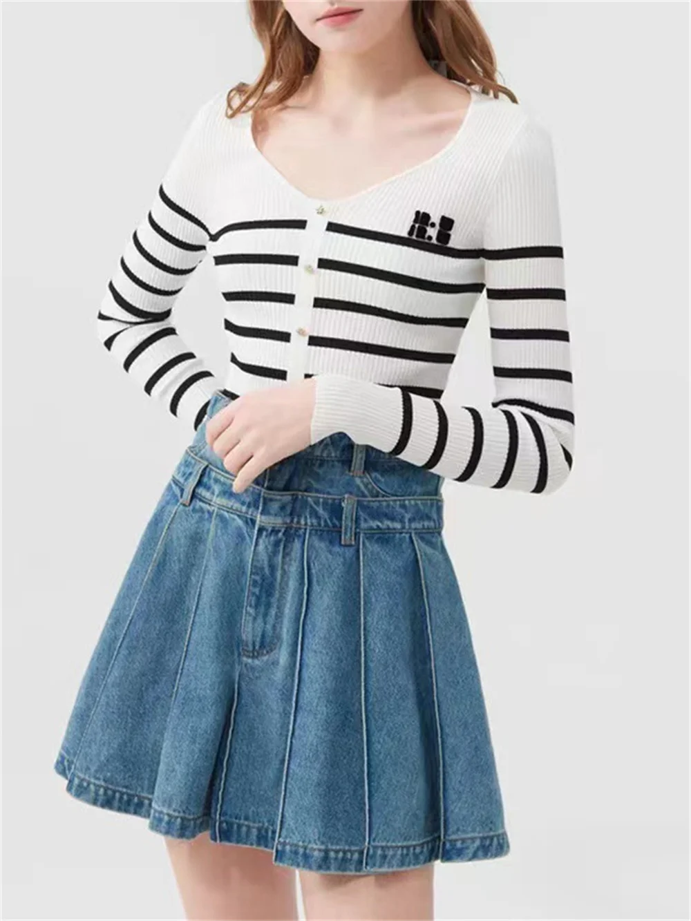 

Women Contrast Color Striped Slim Knitted Cardigan Autumn New 2023 Female V-Neck Long Sleeve Single Breasted Elegant Sweater