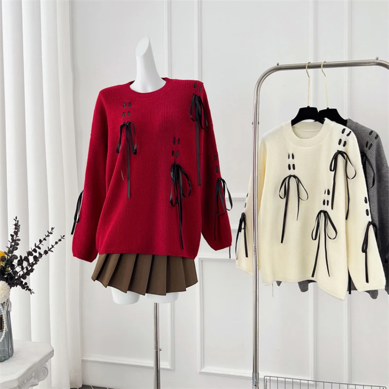 Женский свободный джемпер с вырезом лодочкой цветочной вышивкой