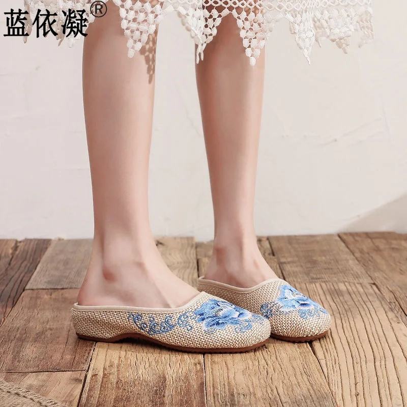 

Женские Летние льняные тапочки Baotou с вышивкой в европейском и американском стиле на низком каблуке с мягкой подошвой 2023, 4011