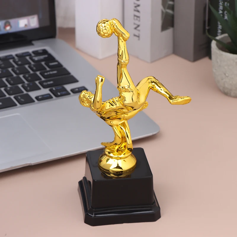 Футбольная награда сувенирная пластиковая игрушка трофеи соревнования