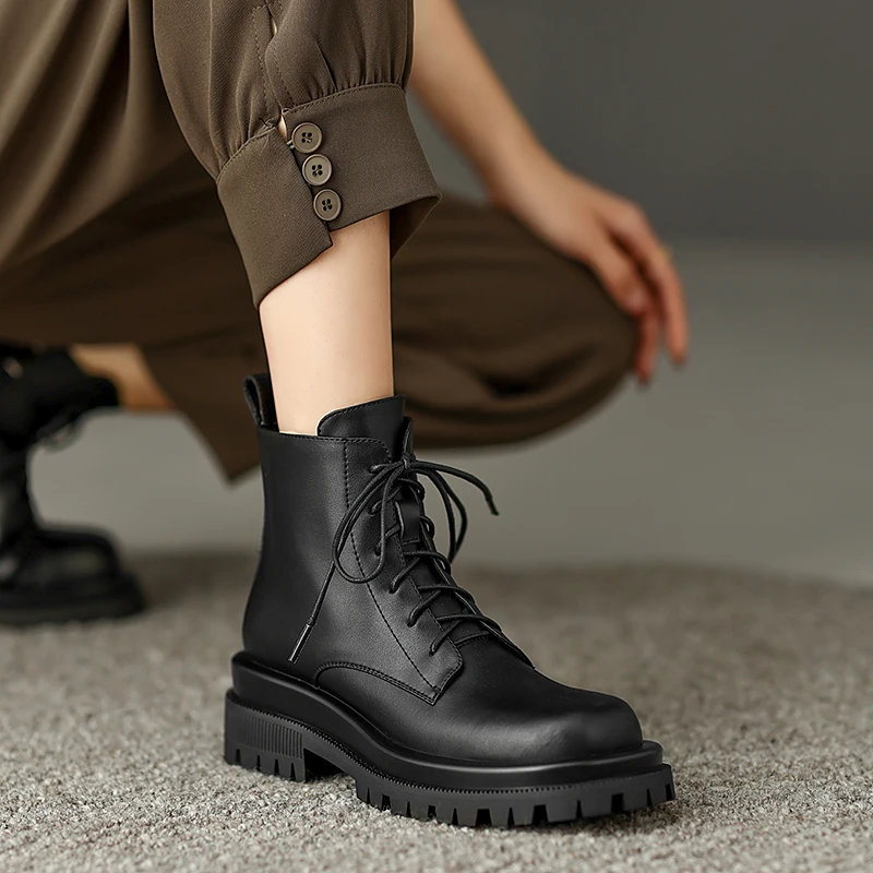 

YPP 2023 Lace-Up Shoes Woman Autumn Winter Fashion Motorcycle Boots Leisure Women Ankle Boots Genuine Leather Thick Heels