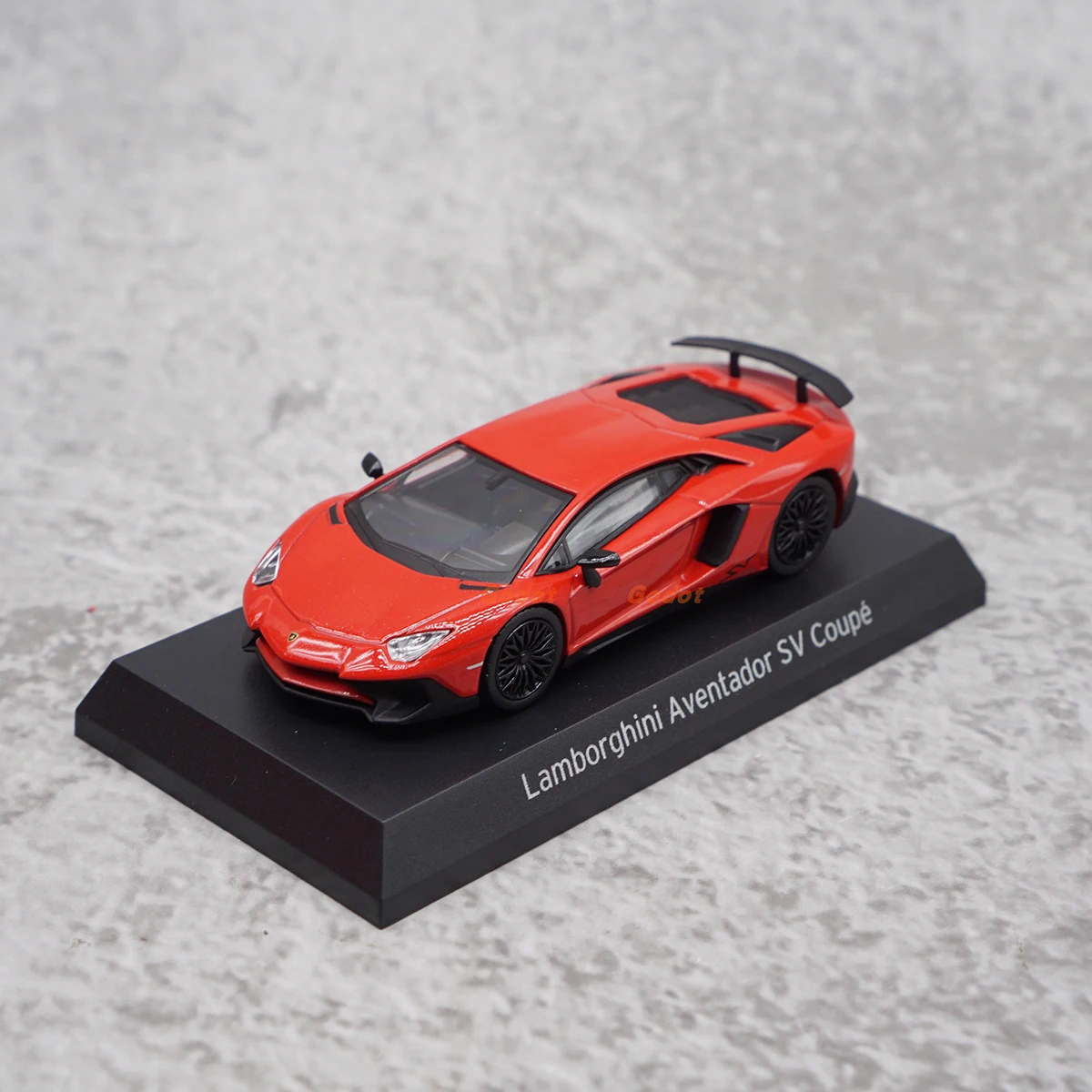 Фото KYOSHO масштаб 1:64 литой под давлением сплав Lamborghini Aventado SV игрушки модель автомобиля классика ностальгия подарки для взрослых сувенирный статический дисплей №1
