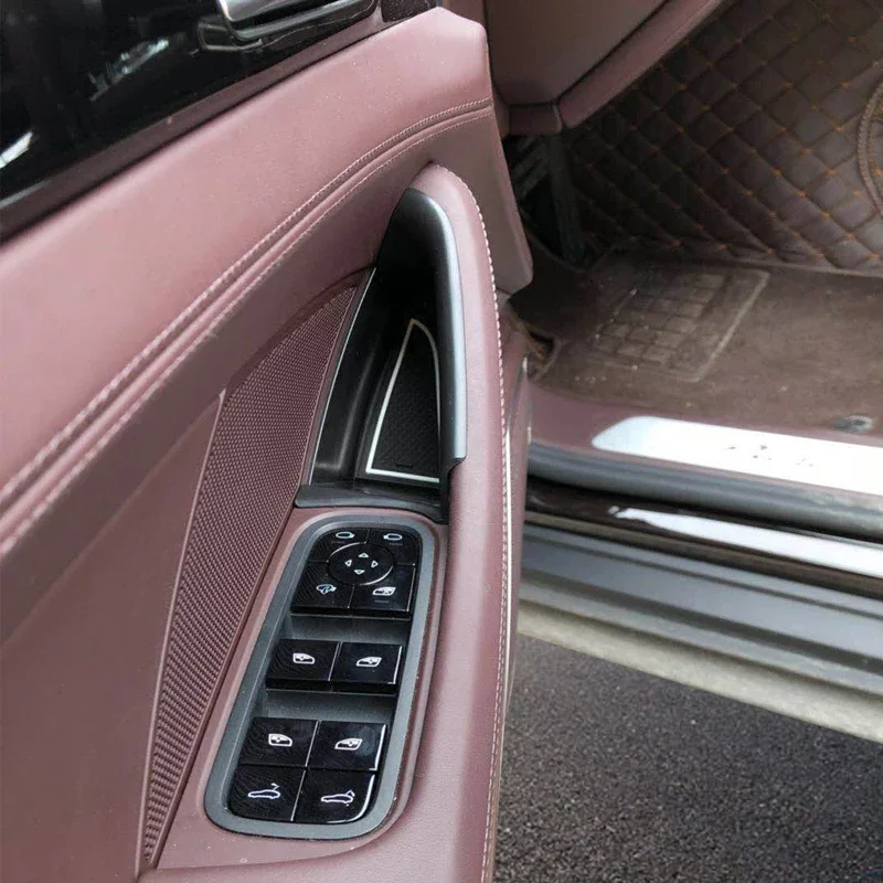 Фото Для Porsche Panamera 971 972 2017-2024 2025: Органайзер-ящик для хранения в дверную ручку автомобиля, держатель для карт и телефона, панель-лоток, автоаксессуары №3