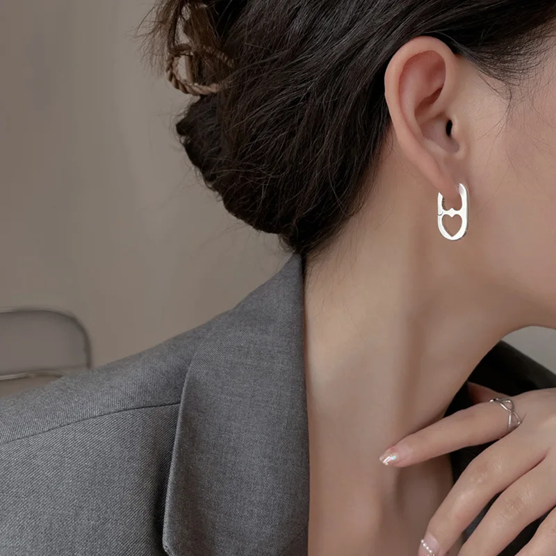 Silver Color Hollow Double Heart Earrings for Women Korean Style Design Ear Buckle 2022 Korea Fashion Jewelry Accessories
