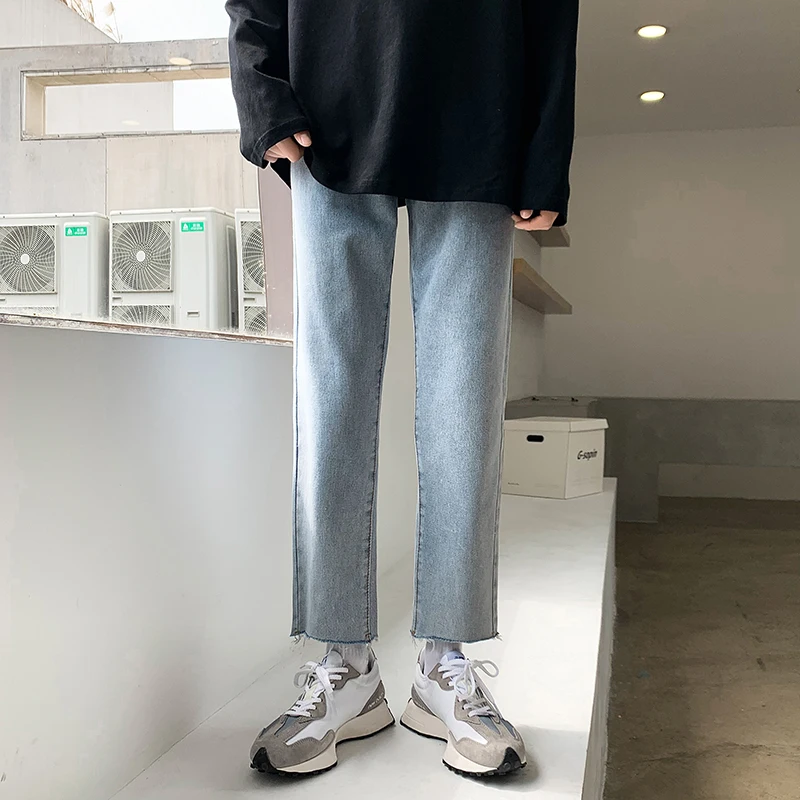 

Spring 2022 Men's Light Blue Baggy Straight Jeans Korean Fashion Raw Edge Casual Denim Trousers Ankele-length Pants Male