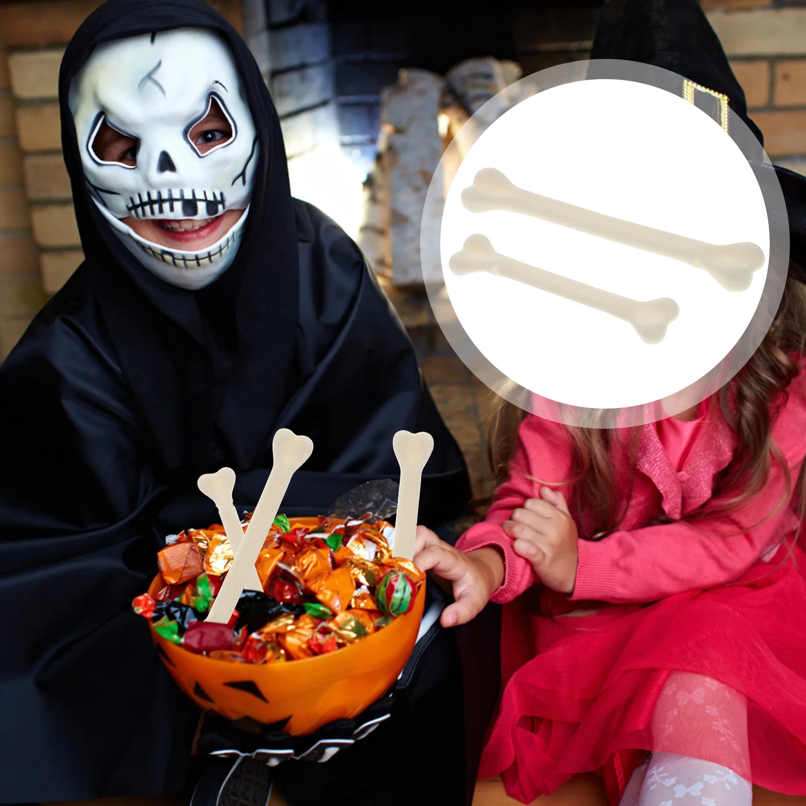 

Halloween Bones Plastic Artificial White Spooky Party Decoration Supplies