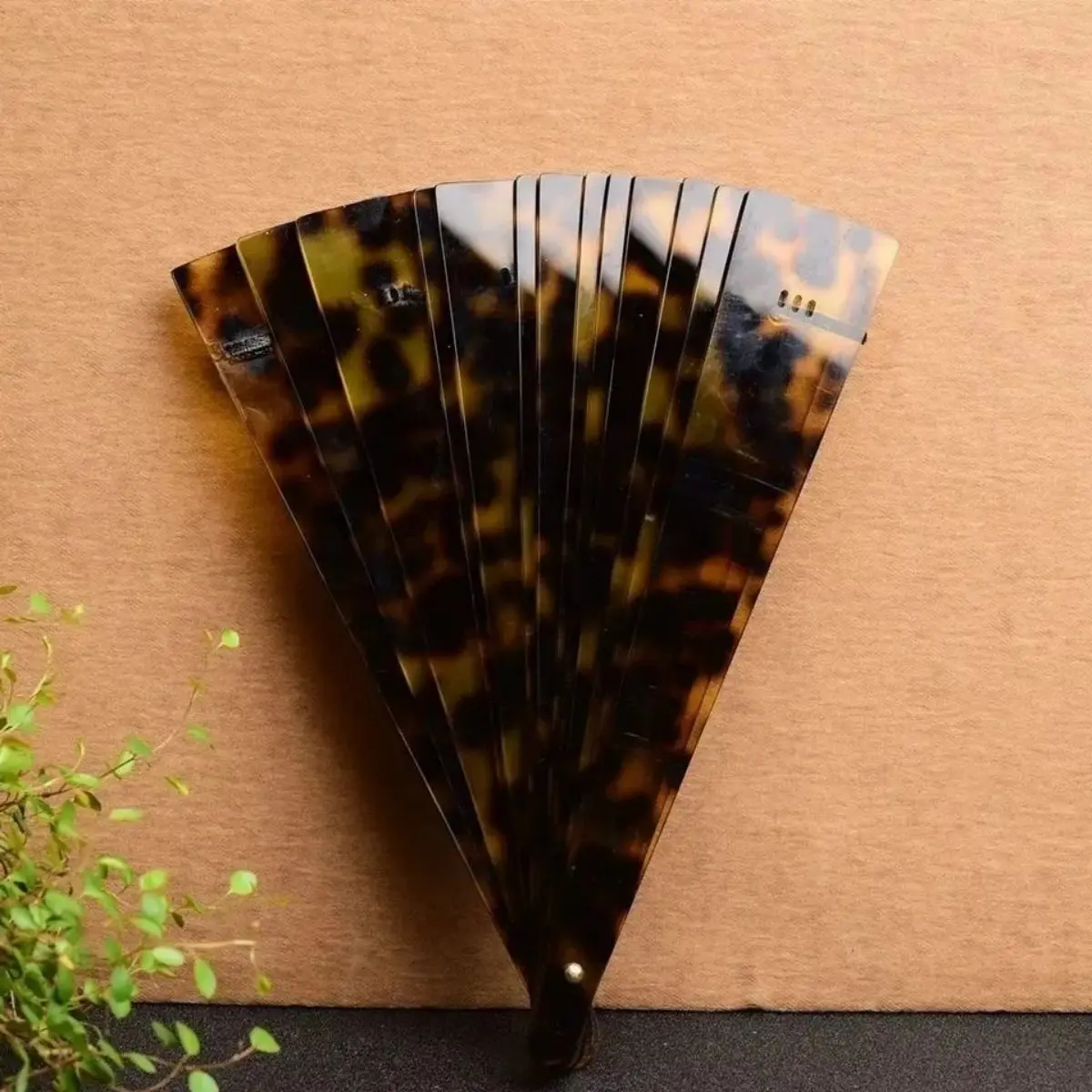 1Pcs Turtle Shell Cap Color Hollowed Out Carved Fan Pendant Ornaments Pure Handmade Literary Play Collection Gifts