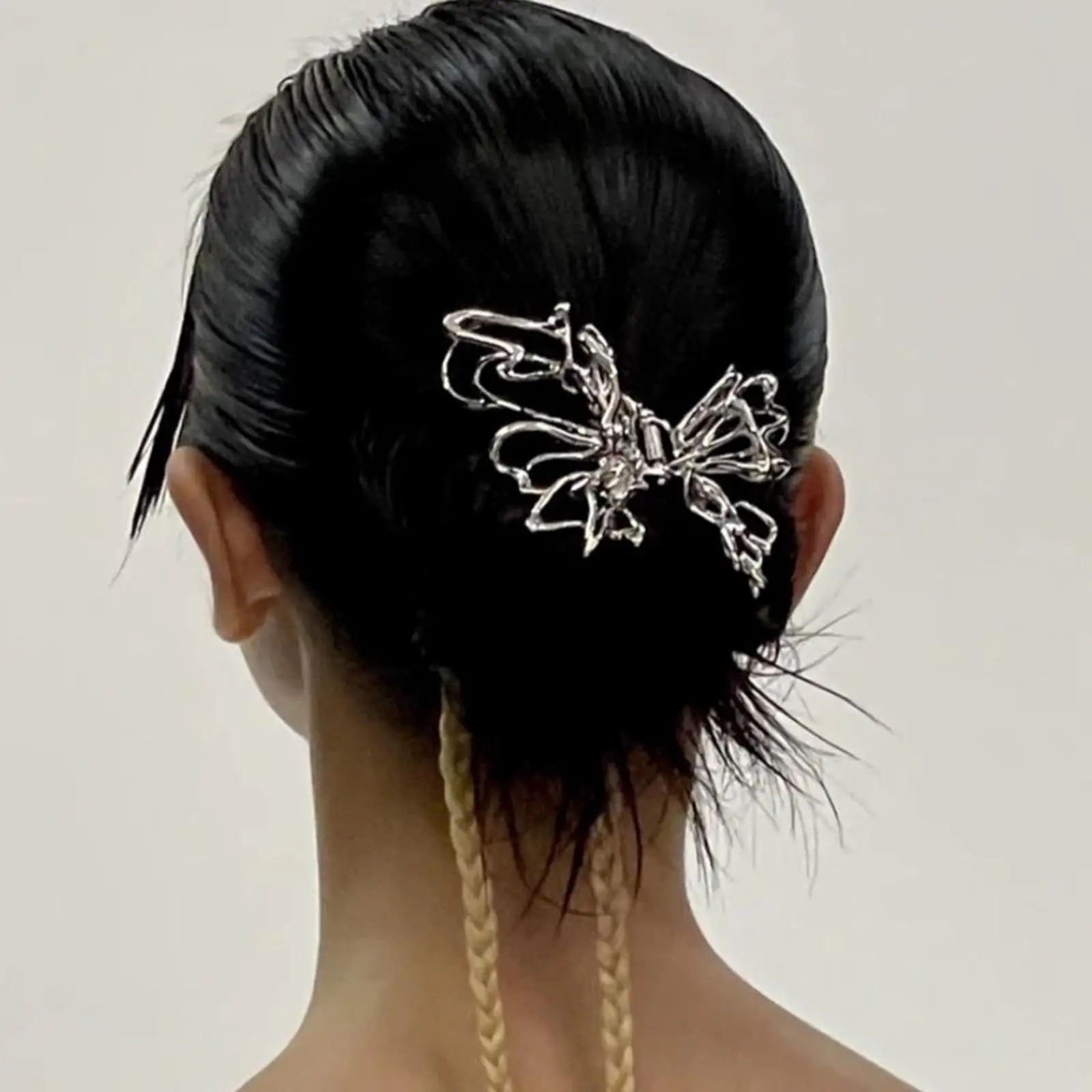 

Butterfly Metal Hair Claw Clip, Reusable Non Slip Headdress Ponytail Holder Hair Jaw Clamp Headwear Hair Clip for Women Girls