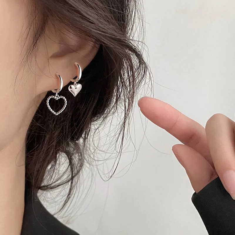 

PANJBJ 925 Stamp Silver Color Love Heart Hollow Out Earring for Women Girl Gift Retro Asymmetry Jewelry DropShip Wholesale