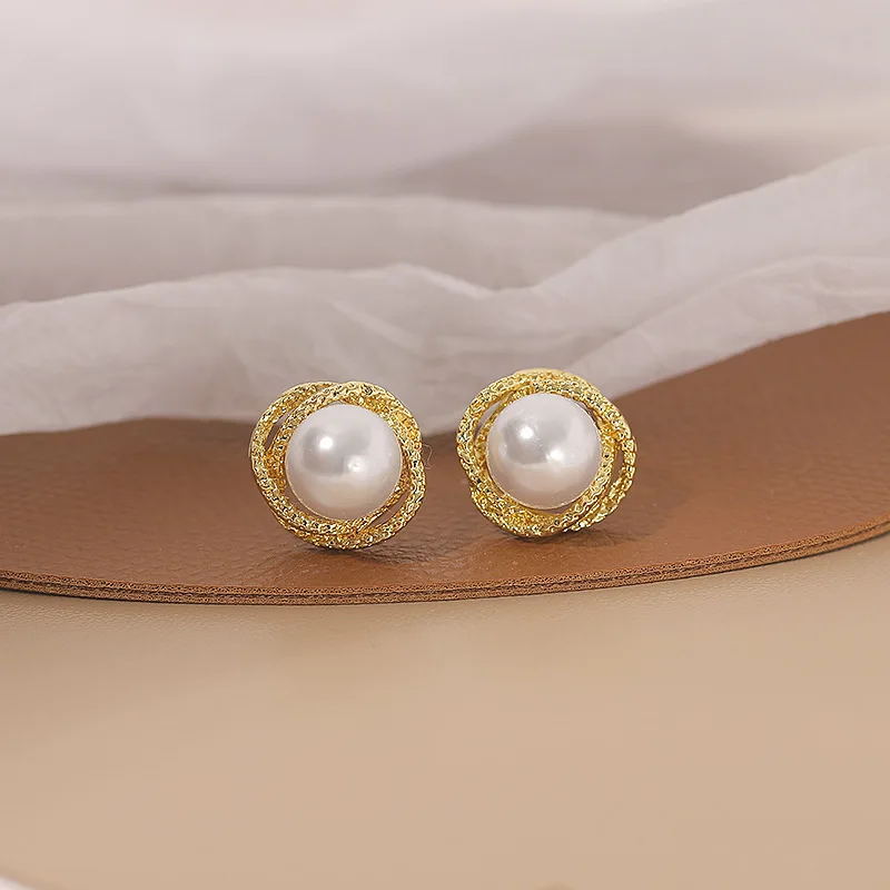 

2022 New Unusual Geometric Whirlpool Shape Pearl Earrings for Woman Exquisite Fashion Jewelry Party Luxury Accessories Earring