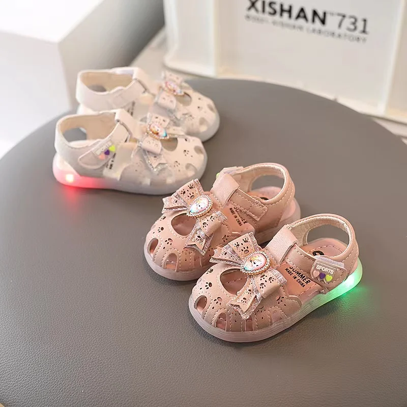 Congme Fashion Baby Girls Sandals Kids Bow LED Shoes Soft Breathable Elsa Sandals Light Shoes First Walker
