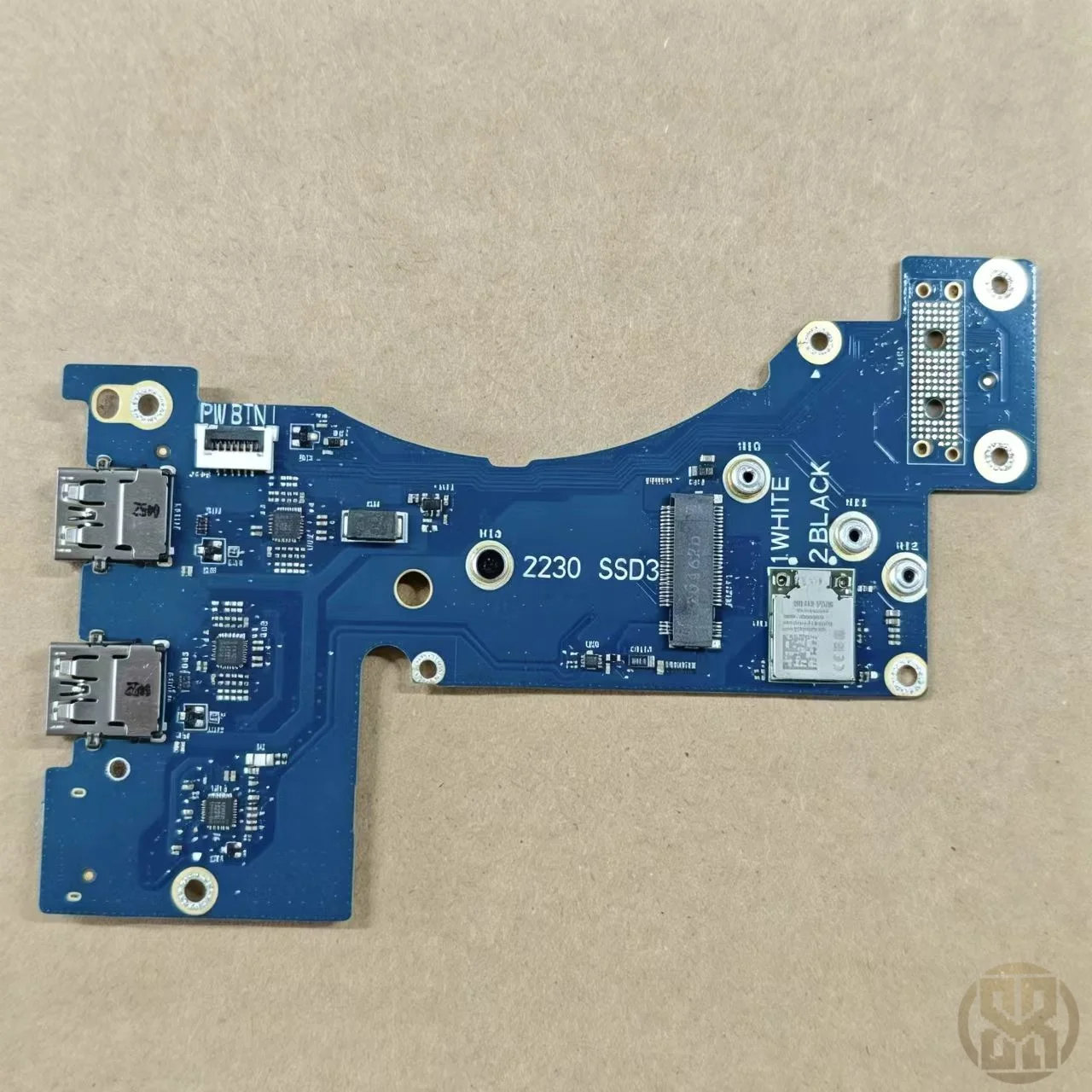 Фото USB-карта Wi-Fi LS-J52DP, плата SSD CN-0KFNTW для DELL Alienware M17 R3 №1